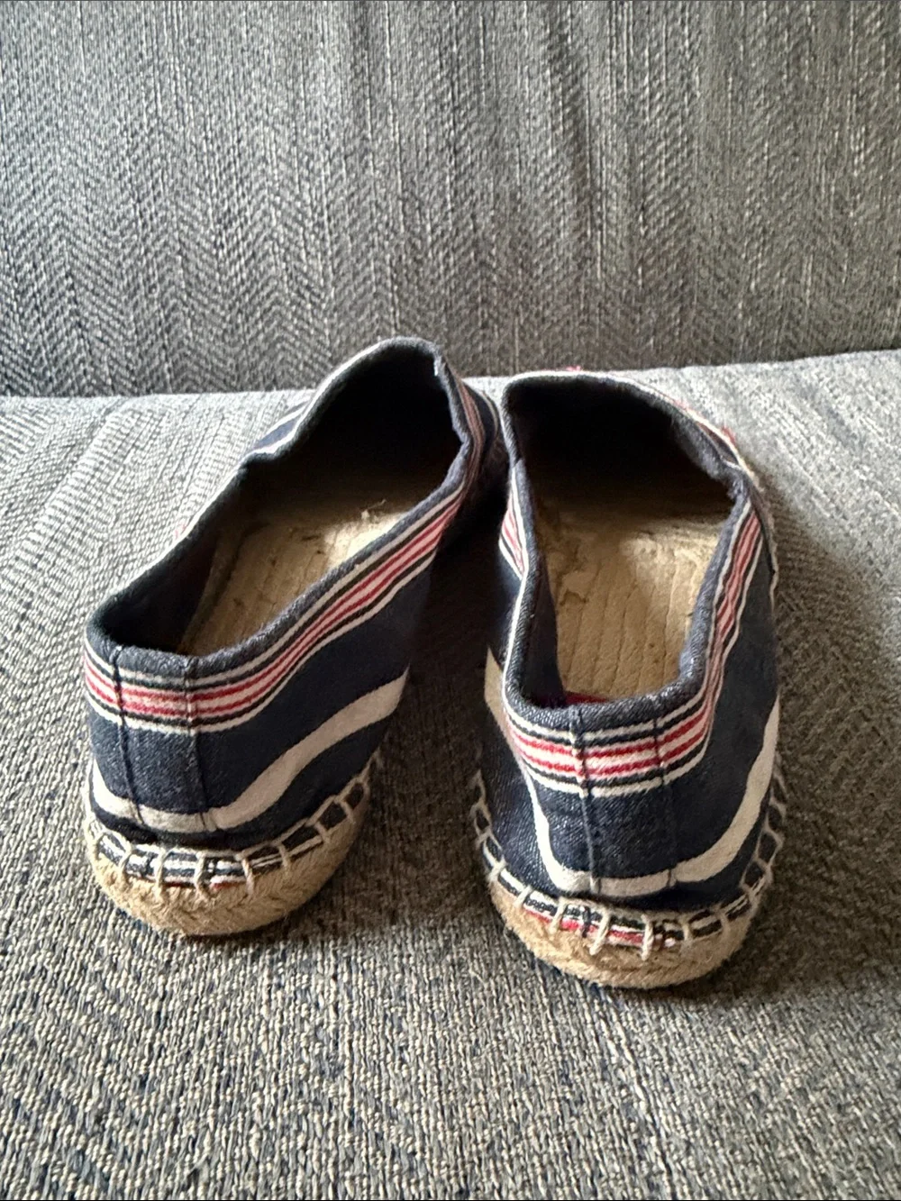 Tory Burch Red Blue White Stripe Cap Toe Colorblock Leather Espadrilles Size: 9
